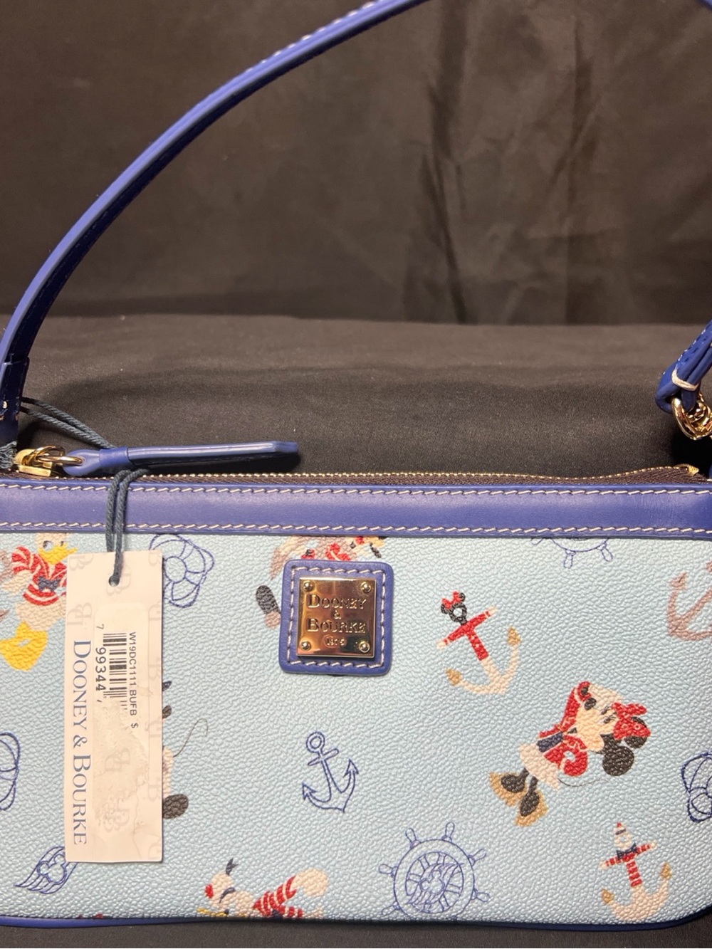 DOONEY & BOURKE Disney cruise 2019 Clutch Mini Hand Bag NWT and D&B tissue paper - Picture 2 of 4